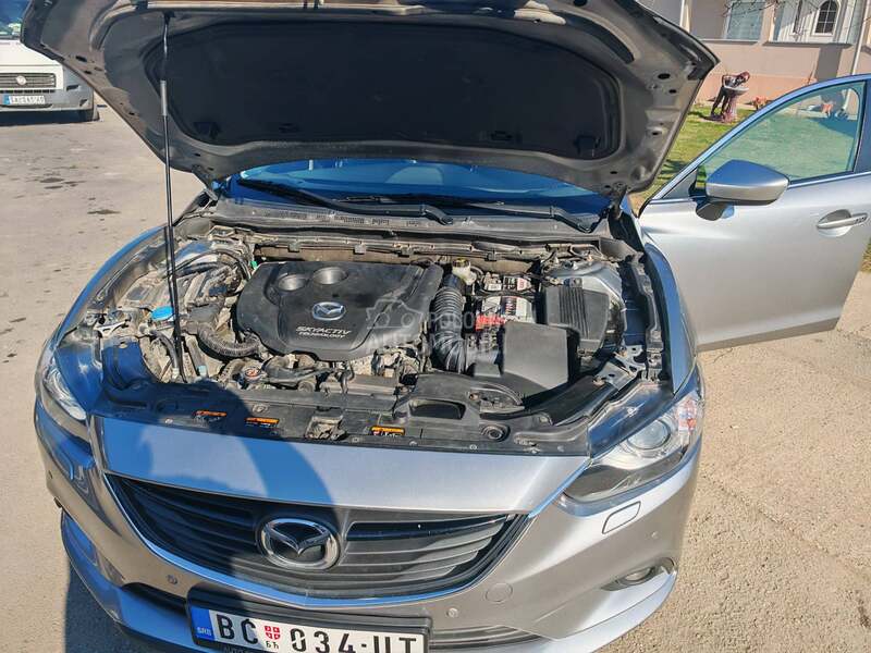 Mazda 6 