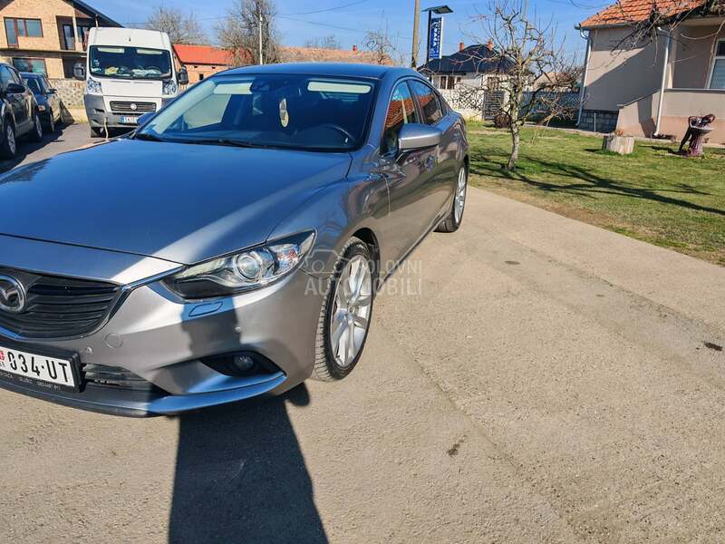 Mazda 6 