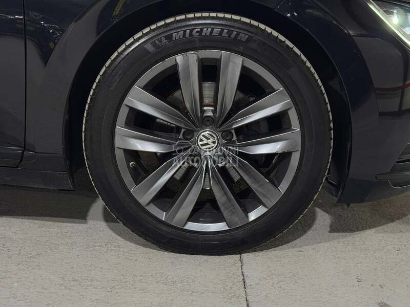 Volkswagen Arteon 2.0TDI/DSG/MATRIX