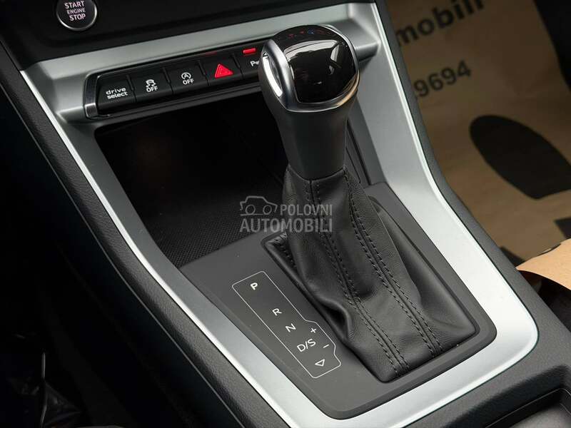 Audi Q3 2.0D/S-LINE/MATRIX