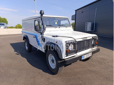 Land Rover Defender 110 Tdi