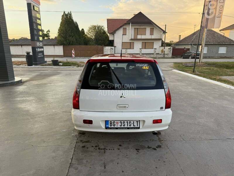 Mitsubishi Lancer 