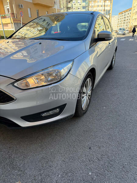 Ford Focus 1.6 TITANIUM