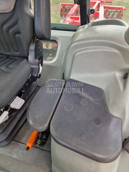 Massey Ferguson 5465 Dyna 4