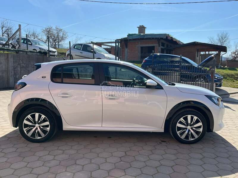 Peugeot 208 ELECTRIQUE ACTIVE