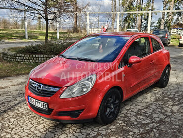 Opel Corsa D O.D.L.I.Č.N.A