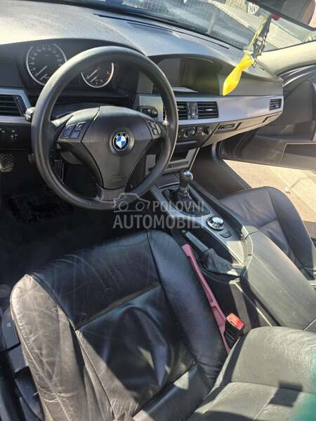 BMW 525 sa tablama