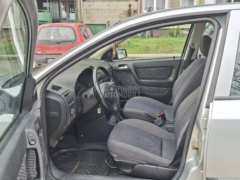 Opel Astra G 