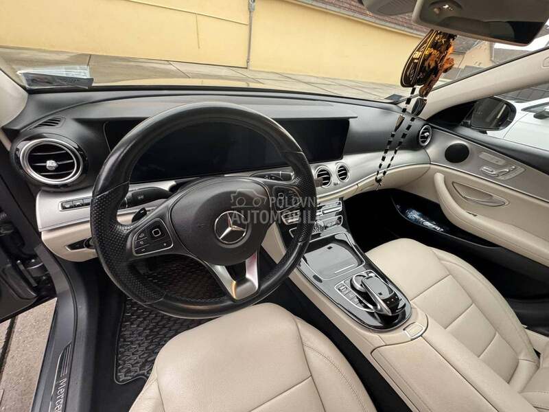 Mercedes Benz E 220 cdi