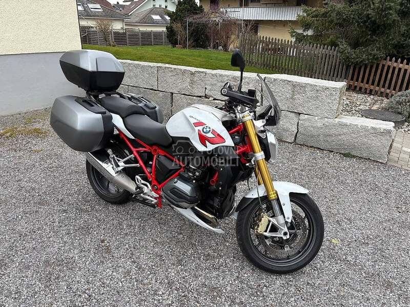 BMW R 1200 R iz Swiss