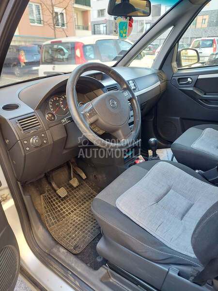Opel Meriva 1.3 COSMO