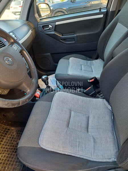 Opel Meriva 1.3 COSMO