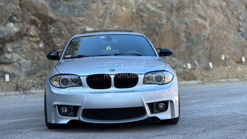 BMW 120 E82