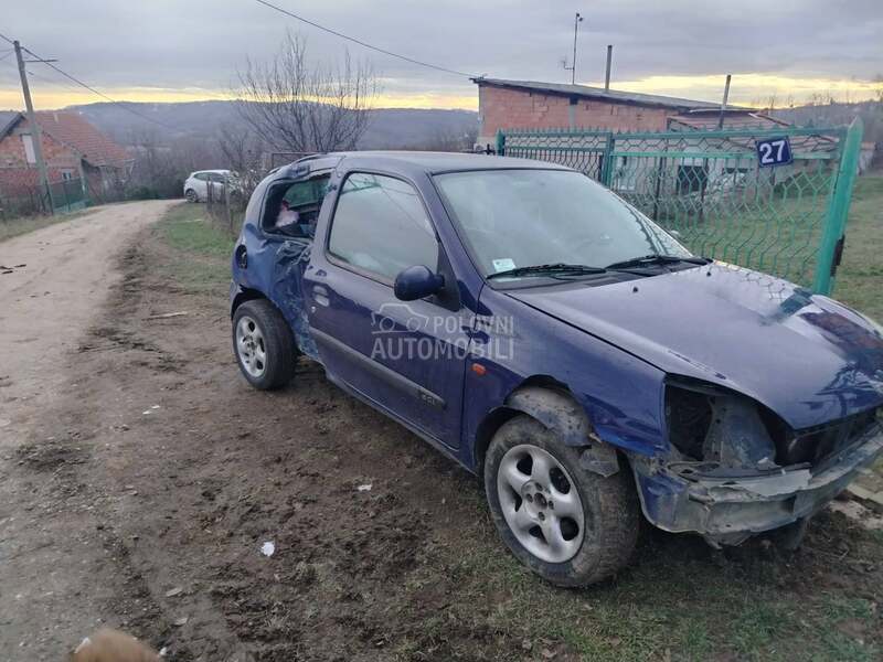 Renault Clio 