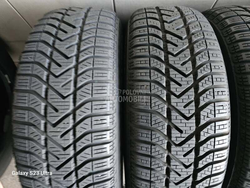 Pirelli 195/65 R15 Zimska