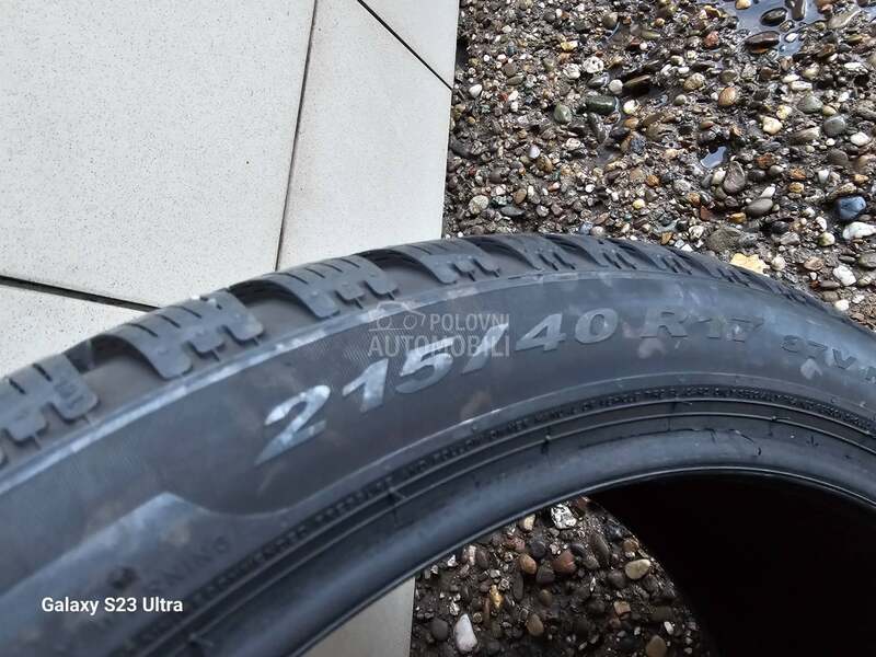 Pirelli 215/40 R17 Zimska