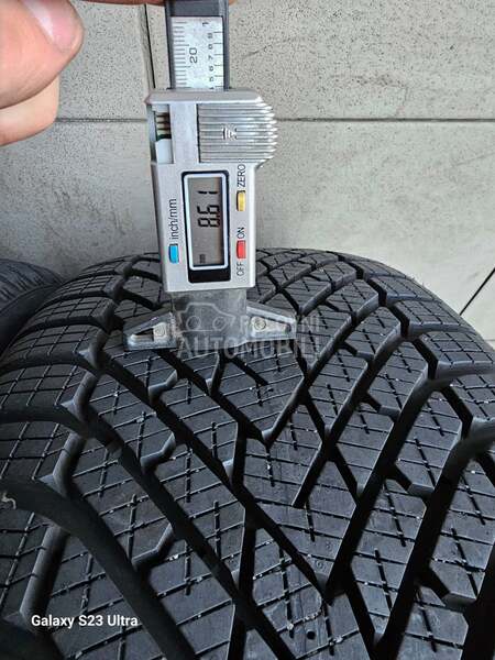 Pirelli 215/40 R17 Zimska