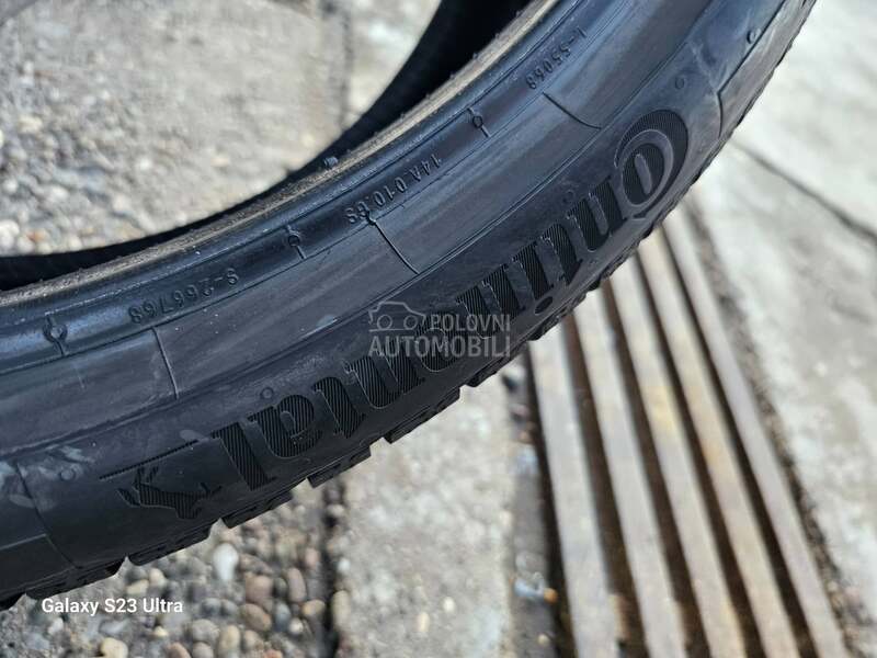 Continental 225/35 R20 Zimska