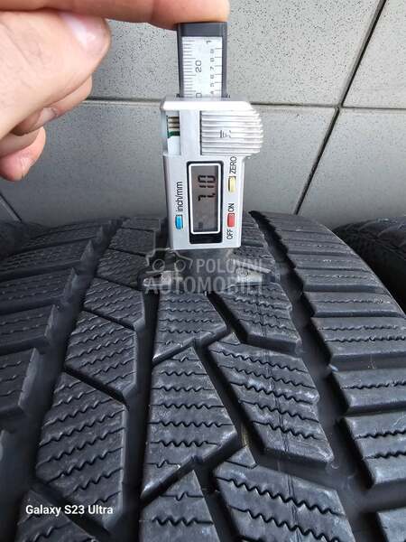 Continental 225/35 R20 Zimska