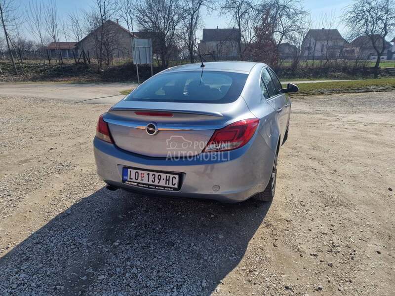 Opel Insignia 