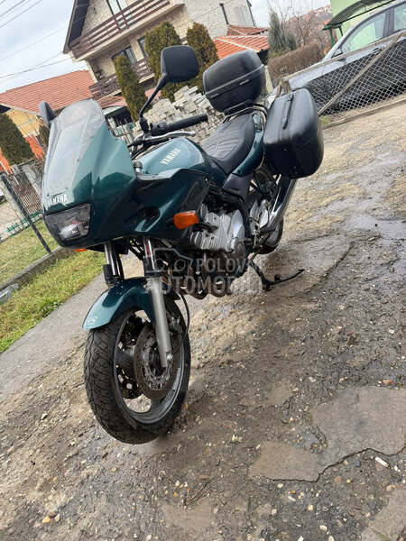 Yamaha XJ600