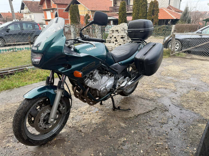 Yamaha XJ600