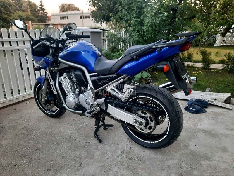 Yamaha FZS 1000