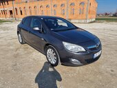 Opel Astra J 