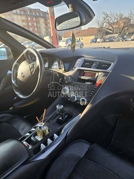 Citroen DS5 