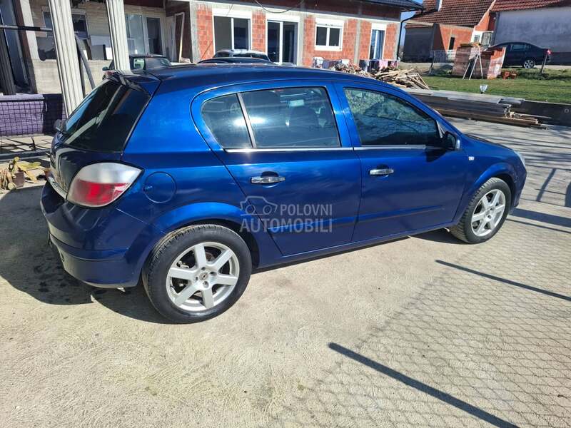 Opel Astra H 1.4