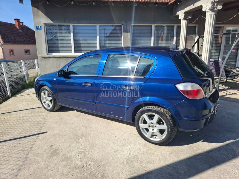 Opel Astra H 1.4