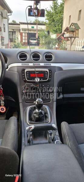 Ford S-Max 