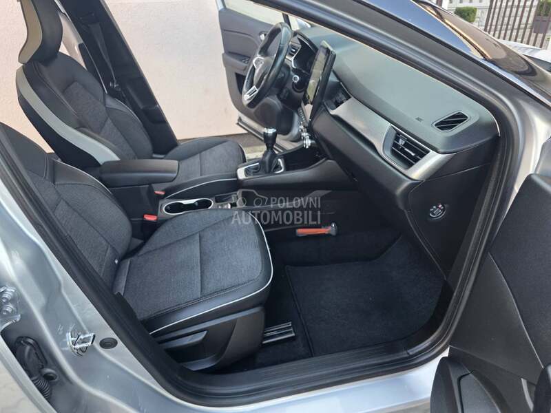 Renault Captur 1.0 -NOV-