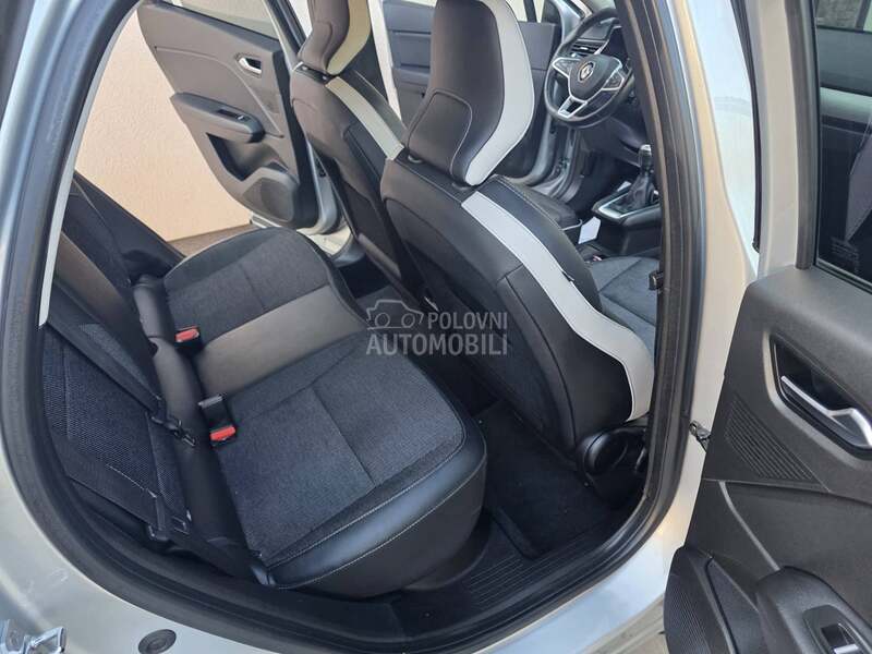 Renault Captur 1.0 -NOV-