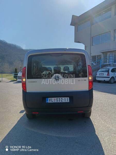Opel Combo 1.6 cdti