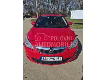 Opel Astra J cdti