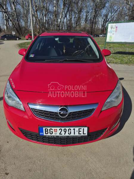 Opel Astra J cdti