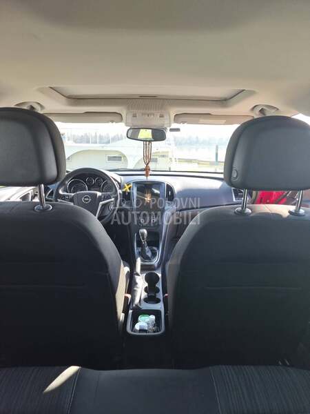 Opel Astra J cdti