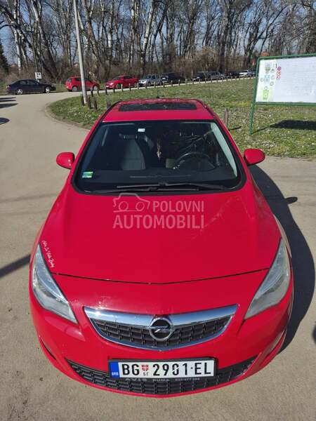 Opel Astra J cdti
