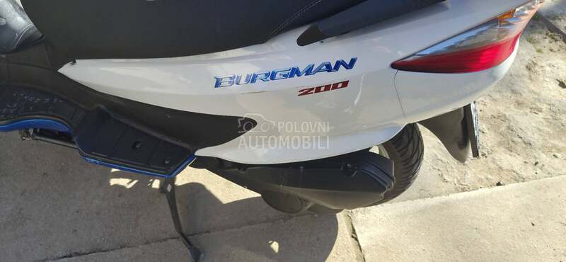 Suzuki burgman 200