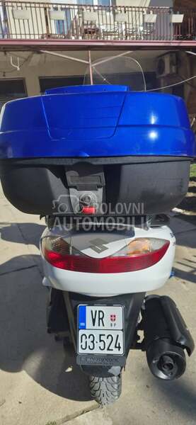 Suzuki burgman 200