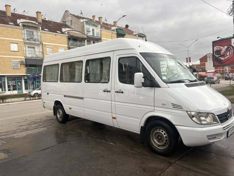 Mercedes Benz Sprinter 