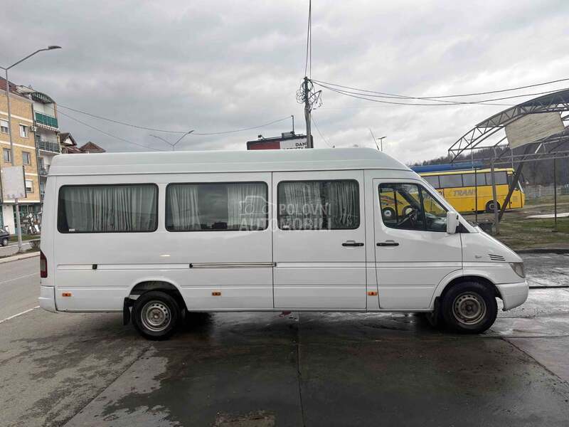 Mercedes Benz Sprinter 