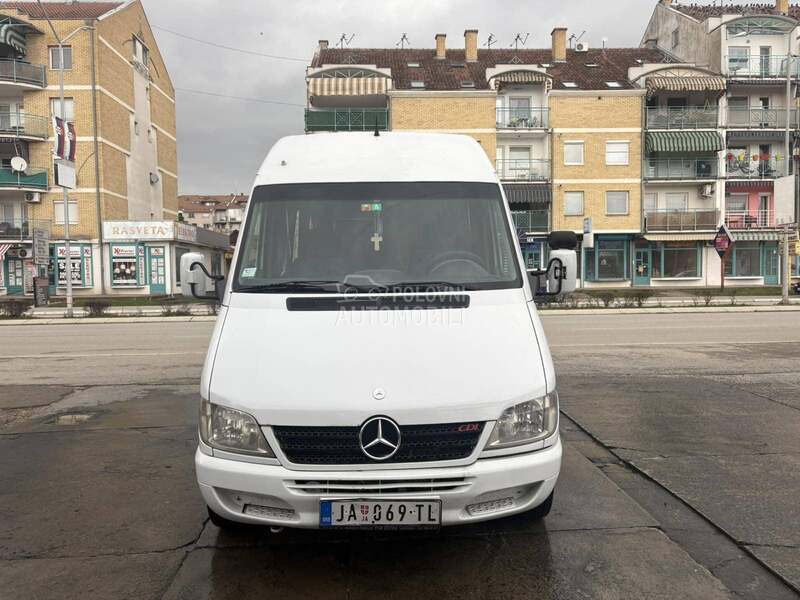 Mercedes Benz Sprinter 