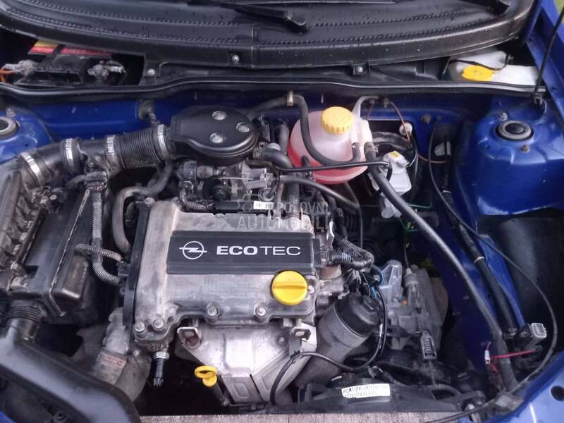 Opel Corsa B 