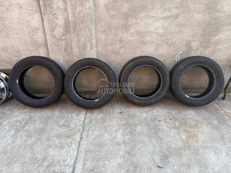 Fulda 215/55 R16 Zimska