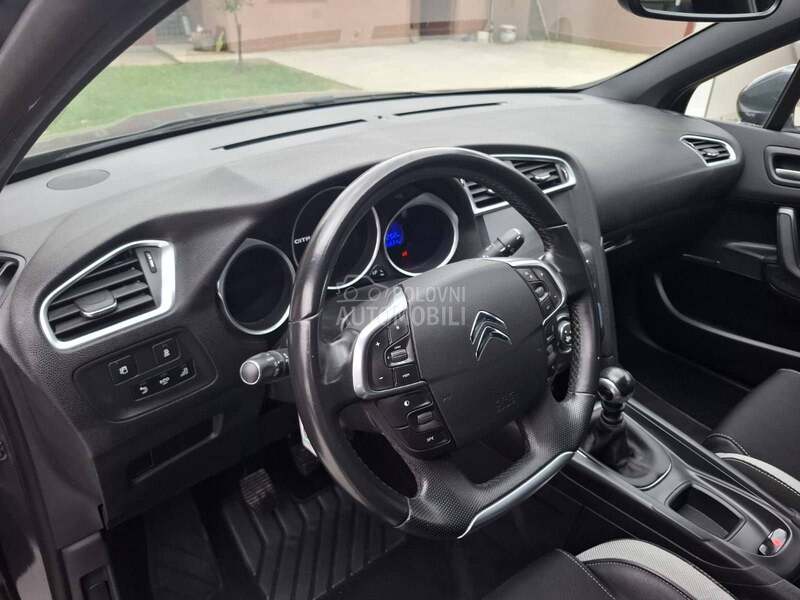 Citroen DS4 