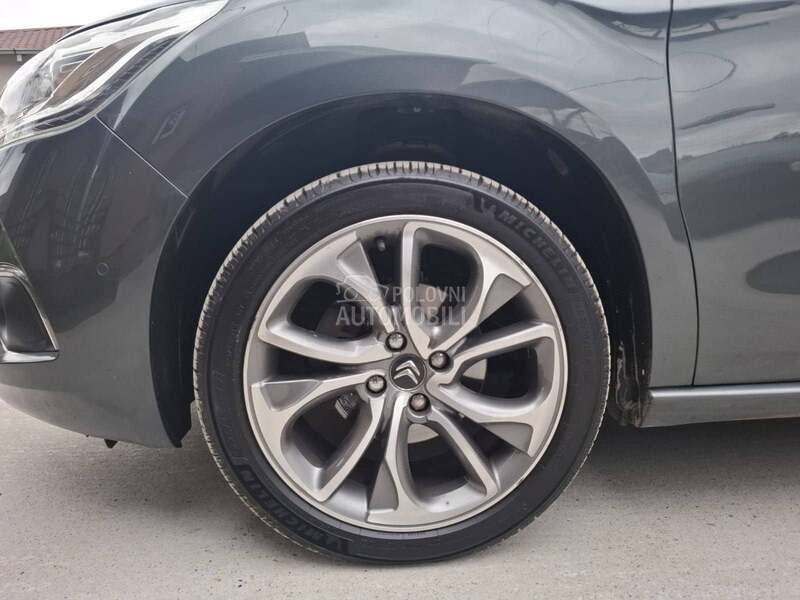 Citroen DS4 