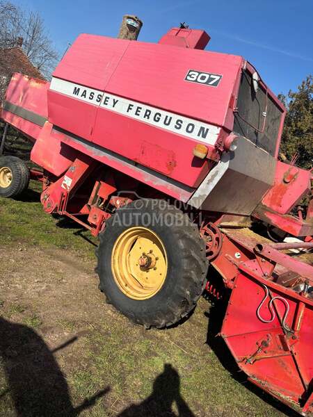 Massey Ferguson 307