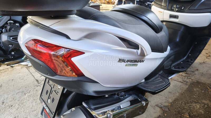 Suzuki Burgman executive 650